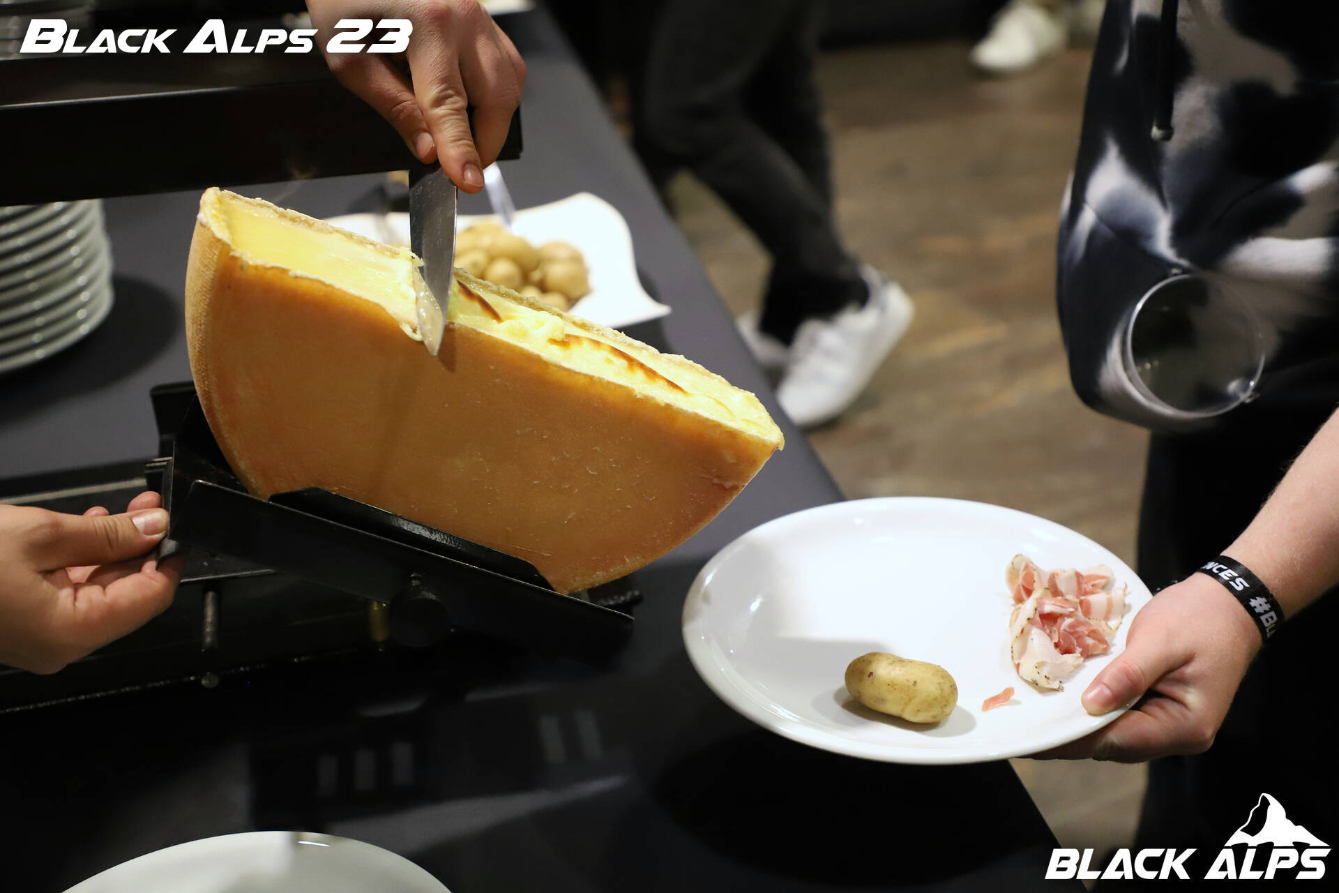 https://www.blackalps.ch/ba-24//img/ctf/ctf_catering2.jpg